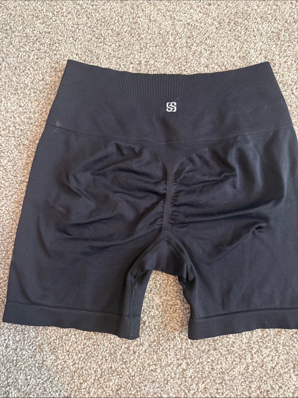Seamless Black Women’s Compression Shorts